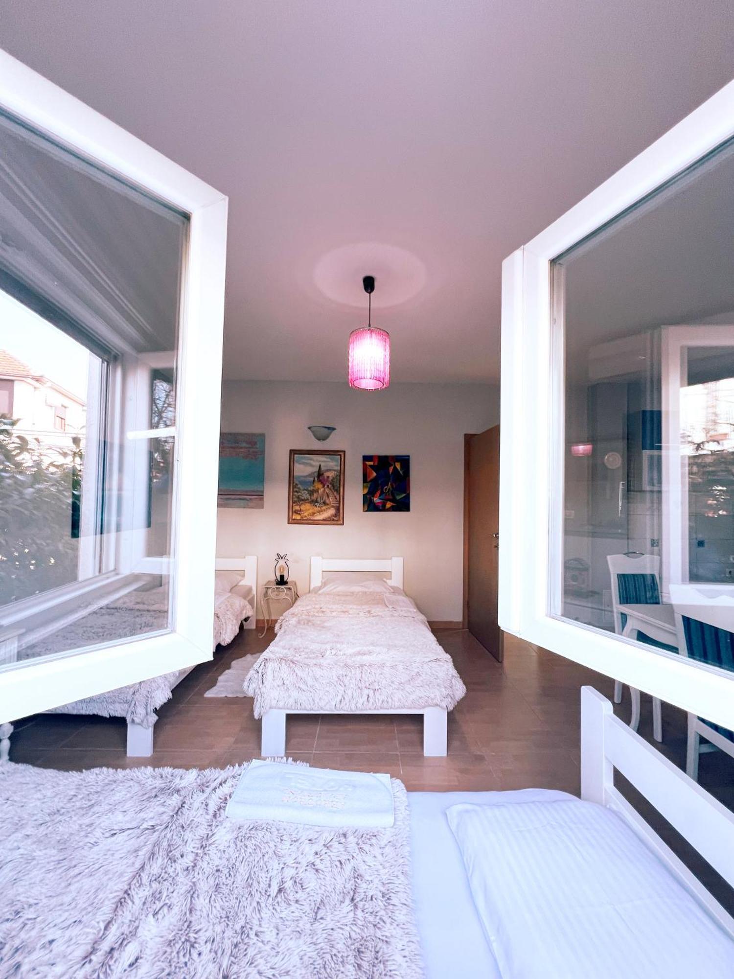 Apartments Aerodrom Ποντγορίτσα Εξωτερικό φωτογραφία