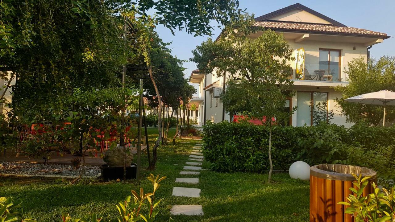 Apartments Aerodrom Ποντγορίτσα Εξωτερικό φωτογραφία